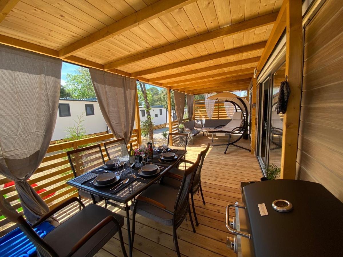 Mobile Home Saky, ビオグラード・ナ・モル エクステリア 写真