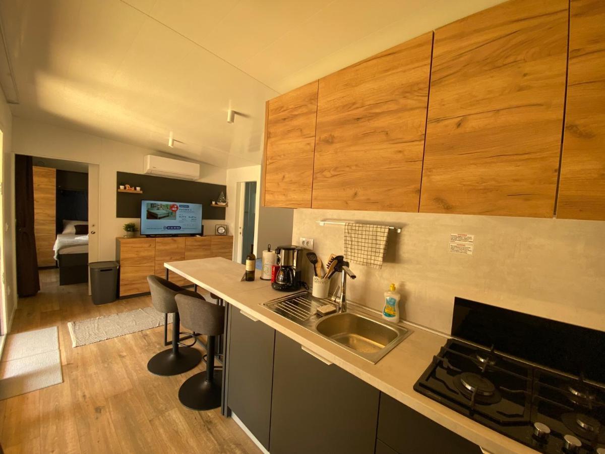 Mobile Home Saky, ビオグラード・ナ・モル エクステリア 写真